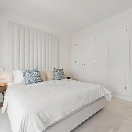 Terrace Gym Sea View Parking 3 Pools Apartment *